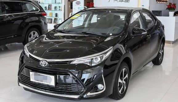 原以為改汽車音響要大動(dòng)干戈，但豐田雷凌的...