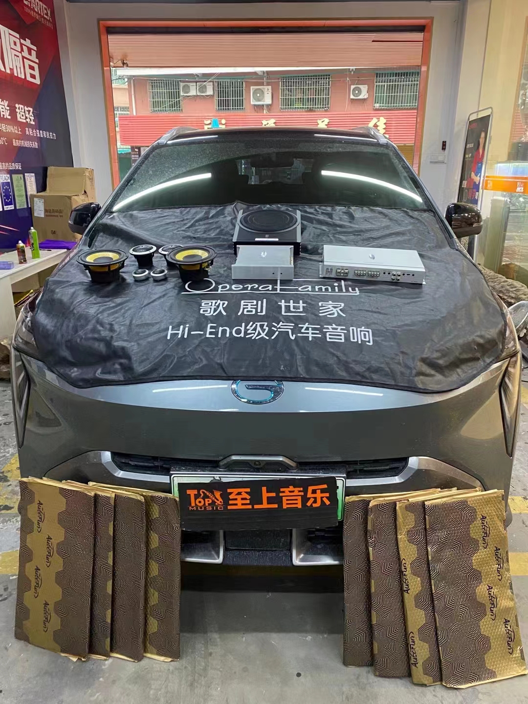 原配喇叭太難聽！特斯拉Model Y個性...