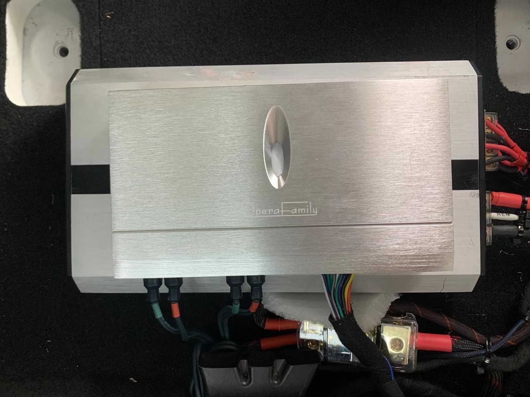 哈弗H6音響改裝歌劇世家 性價(jià)比改裝聽(tīng)感飽滿細(xì)膩！