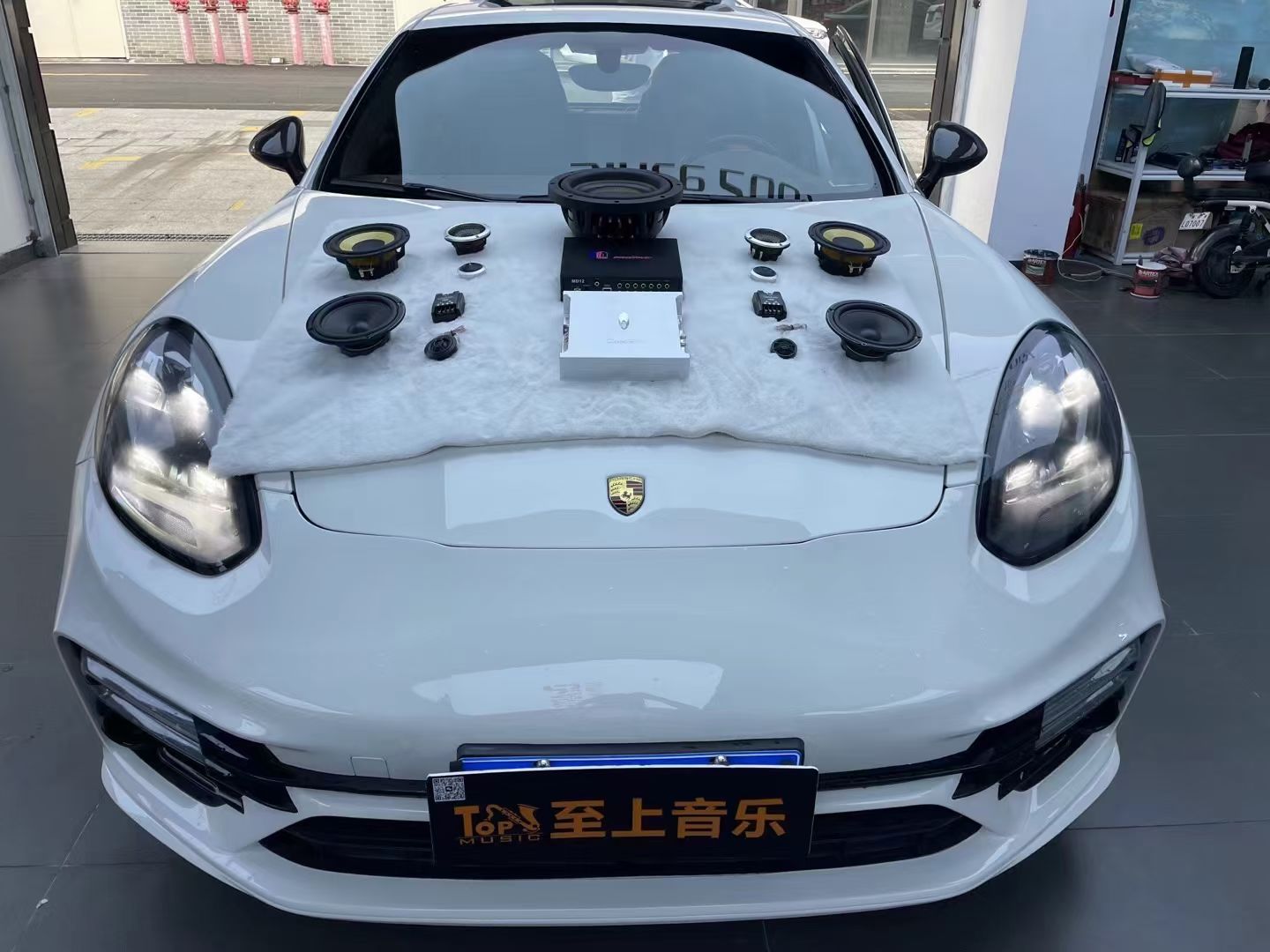 保時(shí)捷帕拉梅拉音響升級(jí)，輕松擁有殿堂級(jí)音...