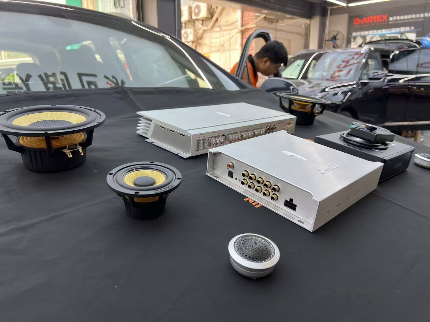 別克昂科威音響升級，讓音樂點亮您的世界