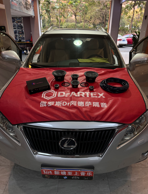 雷克薩斯RX300音響升級(jí)，為愛(ài)車增添音...