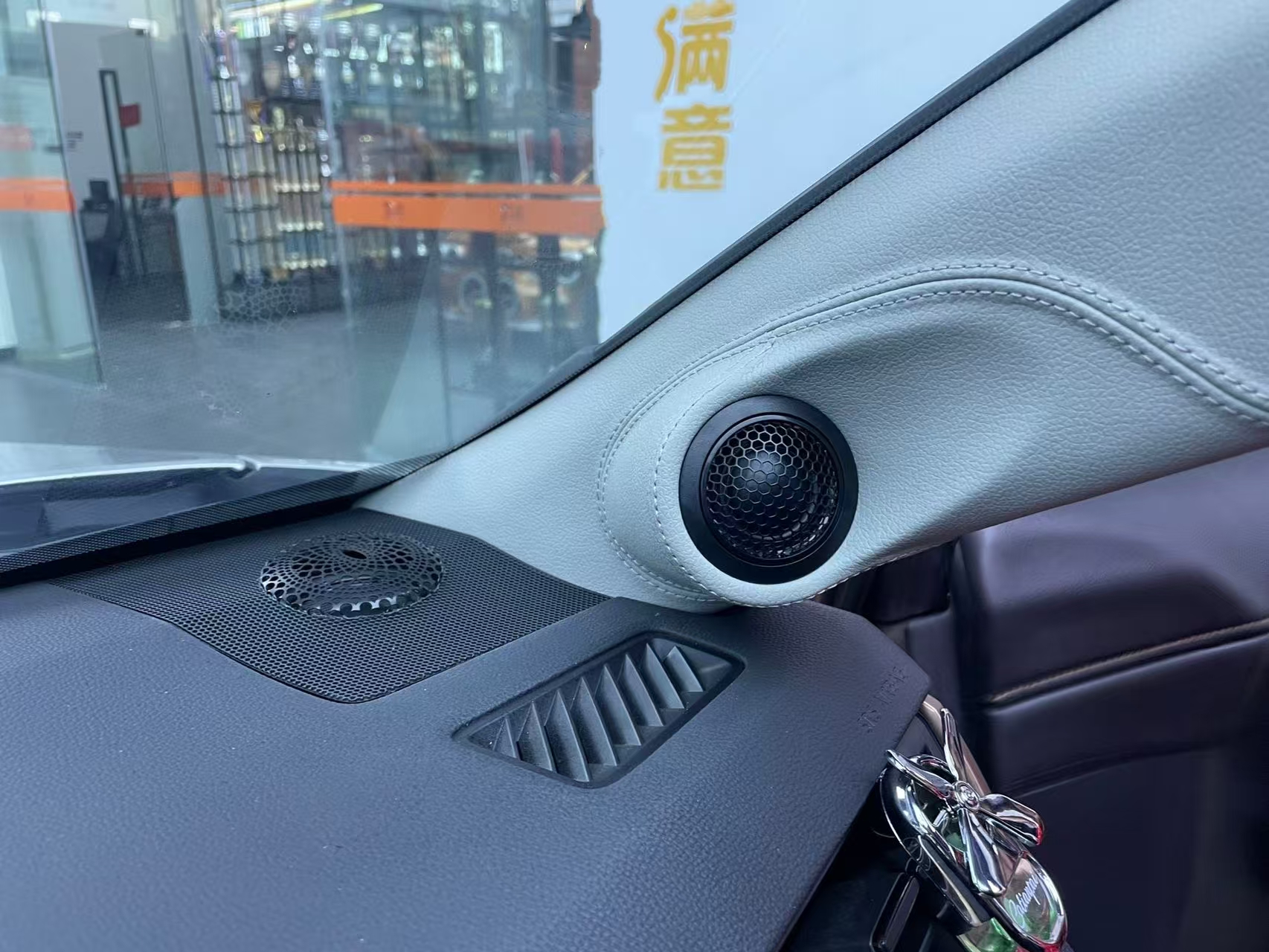 前聲場(chǎng)：歌劇世家VS43三分頻喇叭 (2).jpg